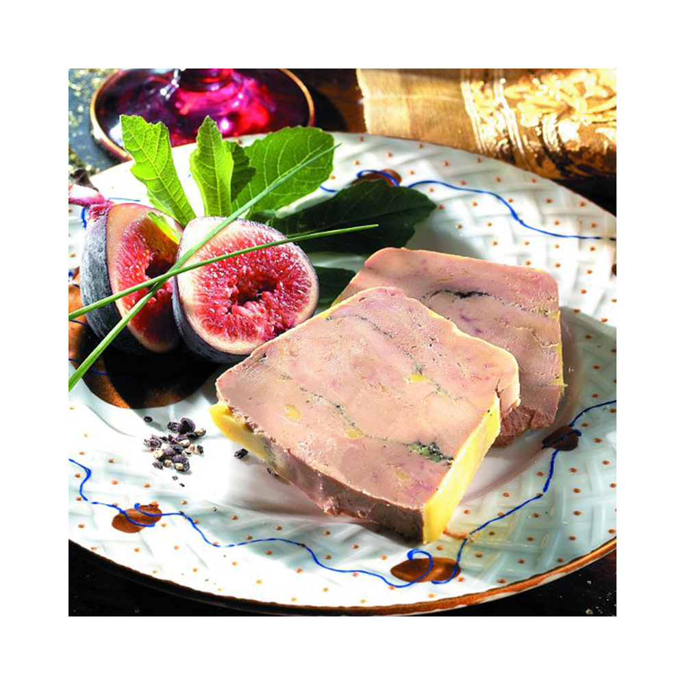 Le Foie Gras de Canard Entier du Périgord Mariné au Ratafia et au Poivre de Sarawak  Le Foie Gras de Canard Entier du Périgord Mariné au Ratafia et au Poivre de Sarawak